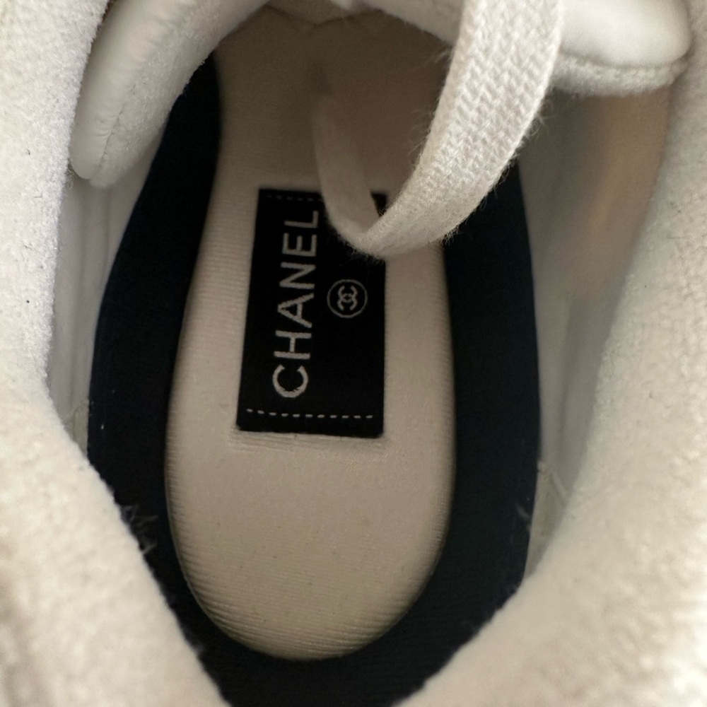 Chanel trainers size 42 - Picture 2 of 6